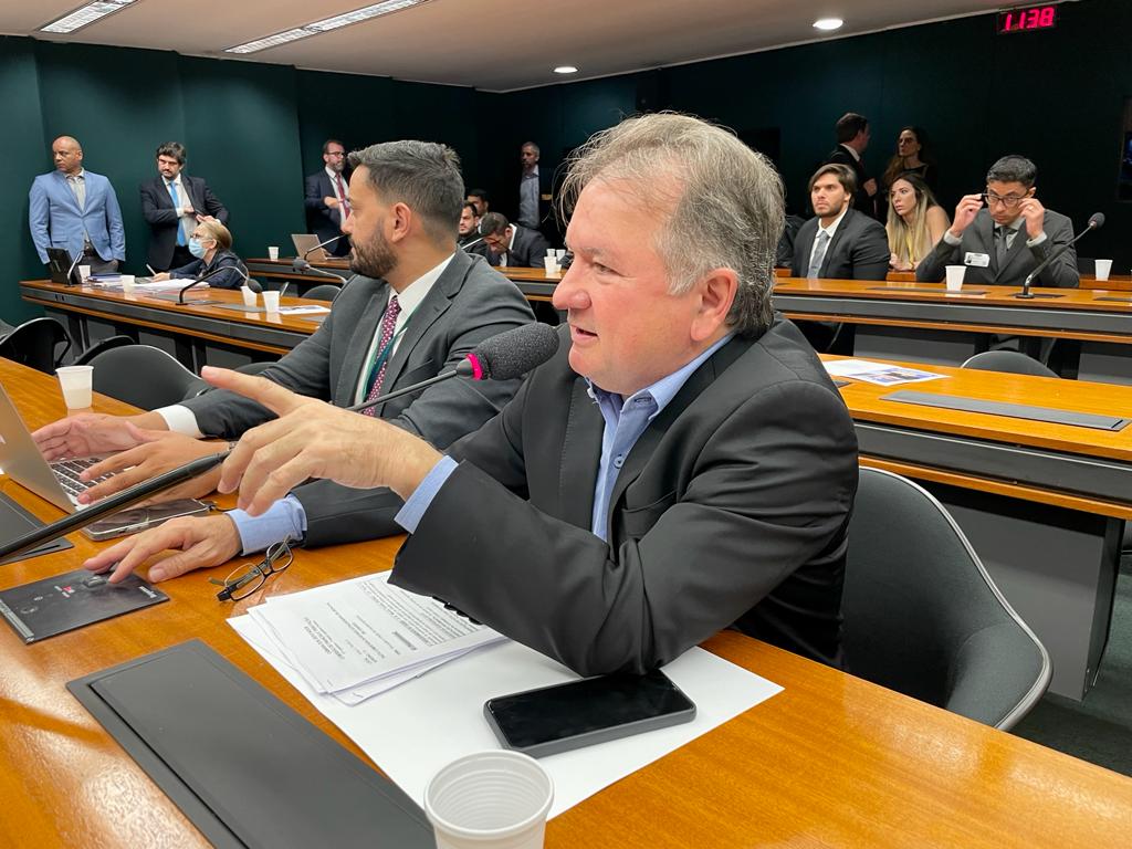 Deputado federal Merlong Solano (PT)