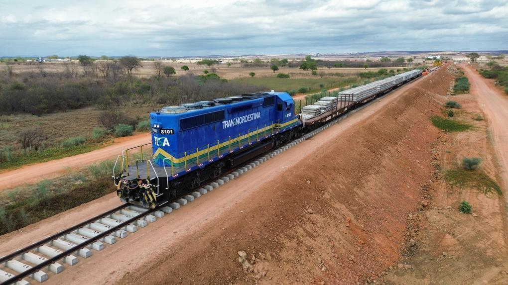 Linha ferroviária Transnordestina