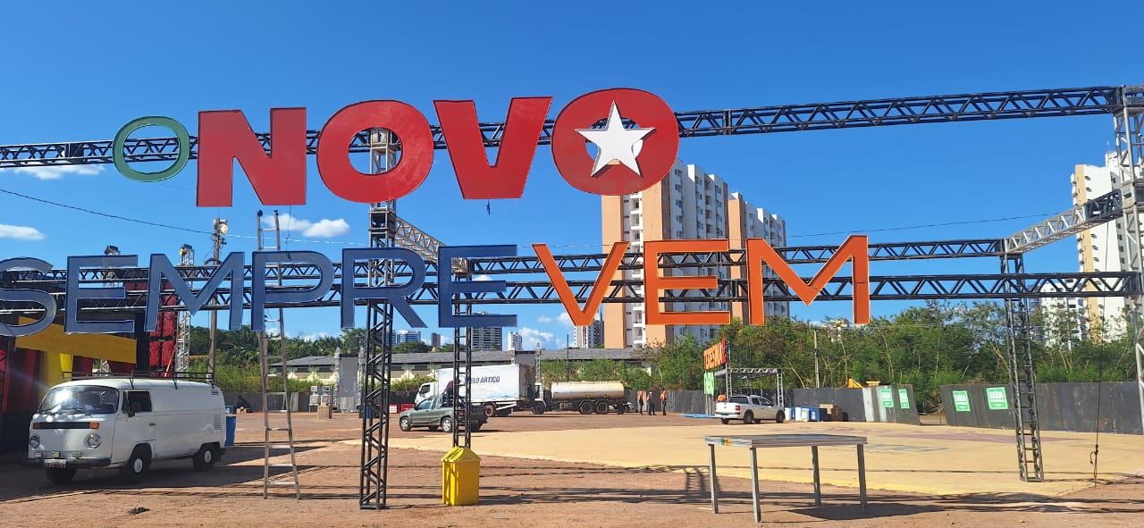 Estruturas estão sendo montadas para a convenção partidária de Fábio Novo
