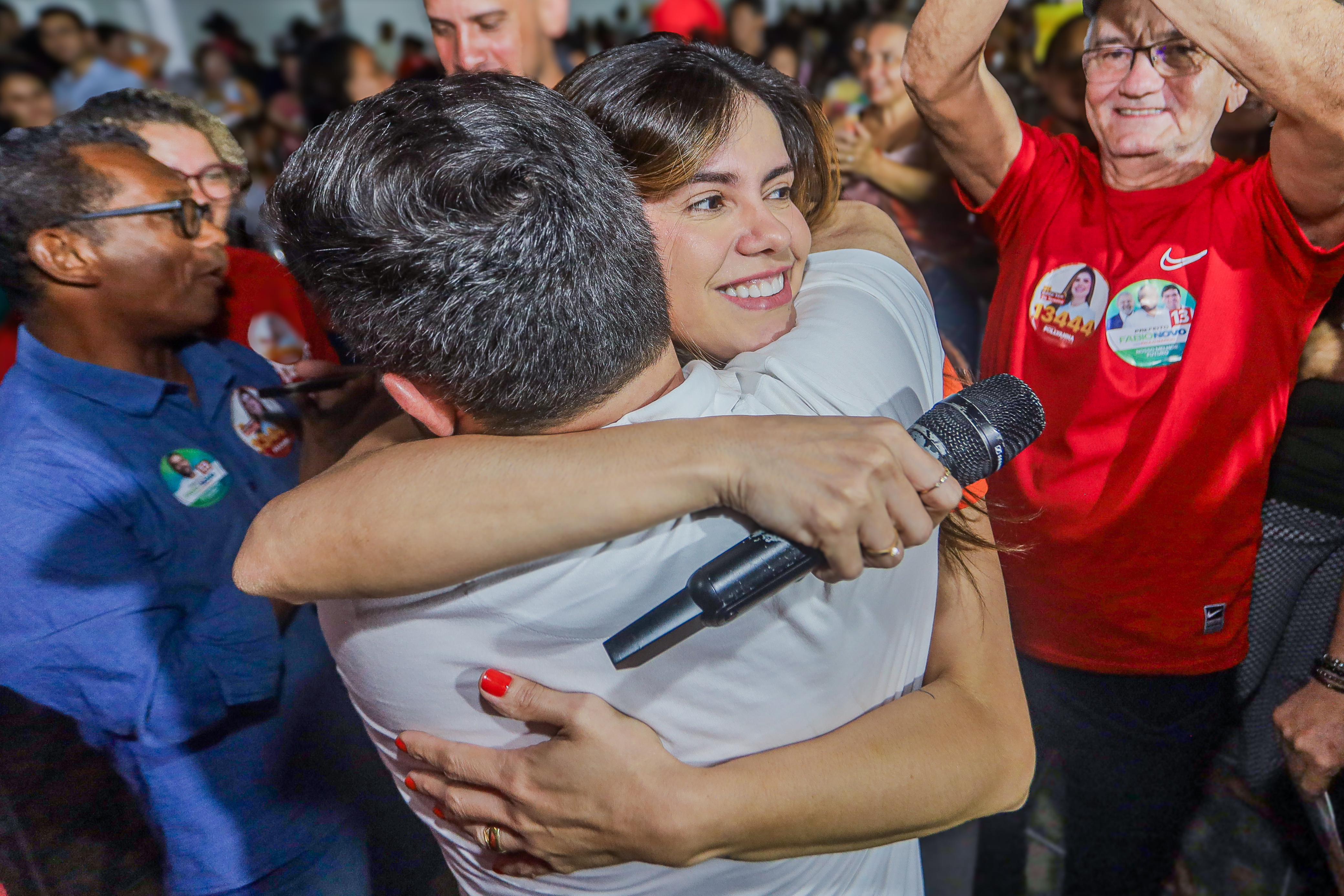 Pollyanna é candidata à reeleição e está em campanha pelo terceiro mandato na CMT