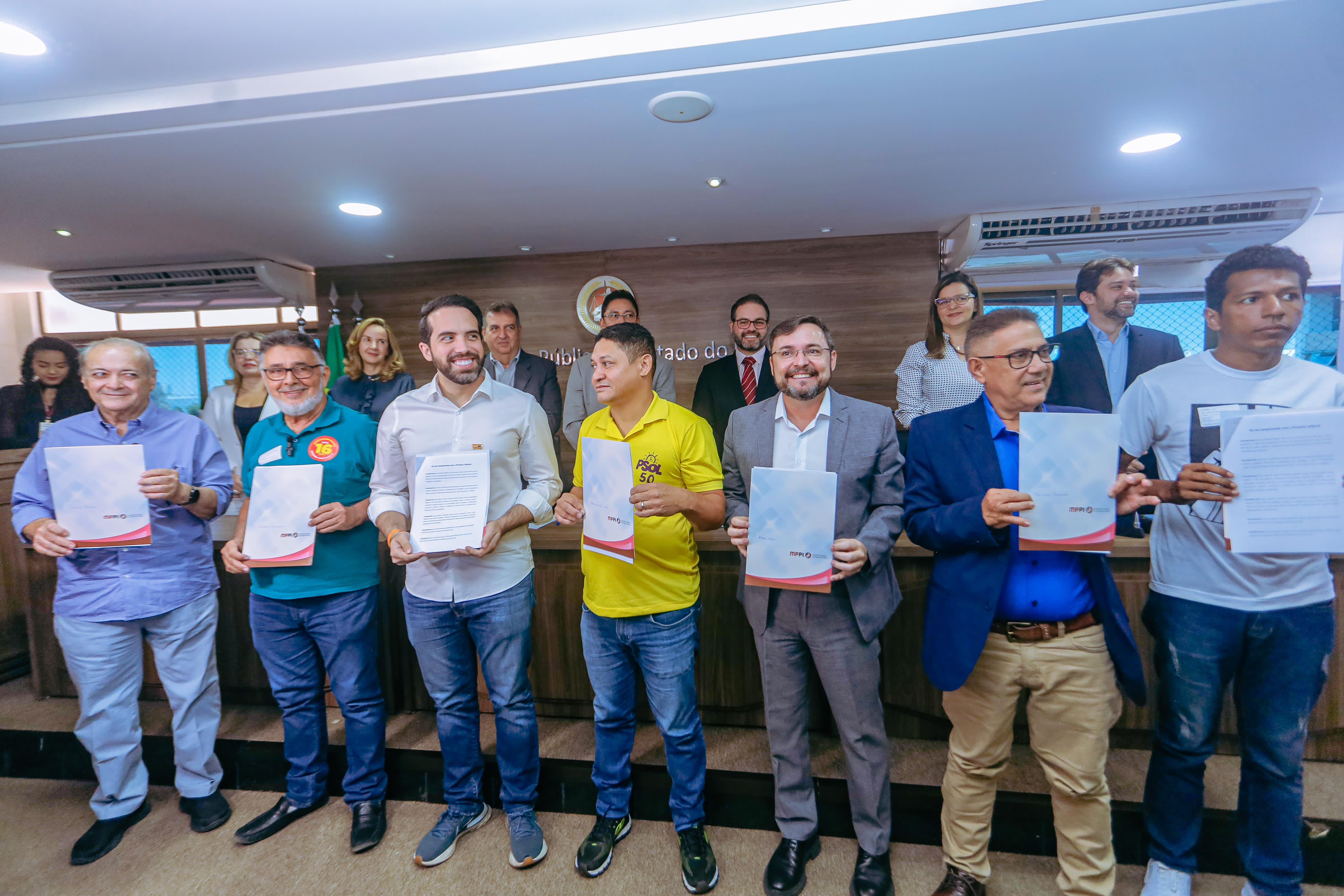 Candidatos a prefeito de Teresina assinam carta de compromisso com a primeira infância