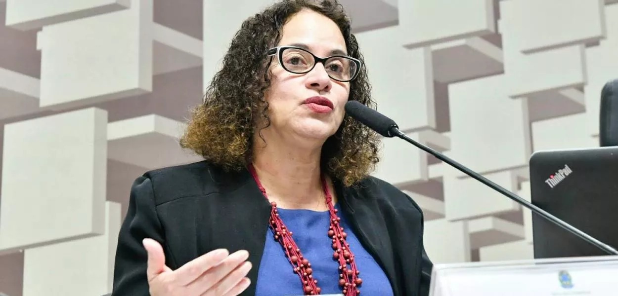 A ministra da Ciência e Tecnologia, Luciana Santos (PCdoB)