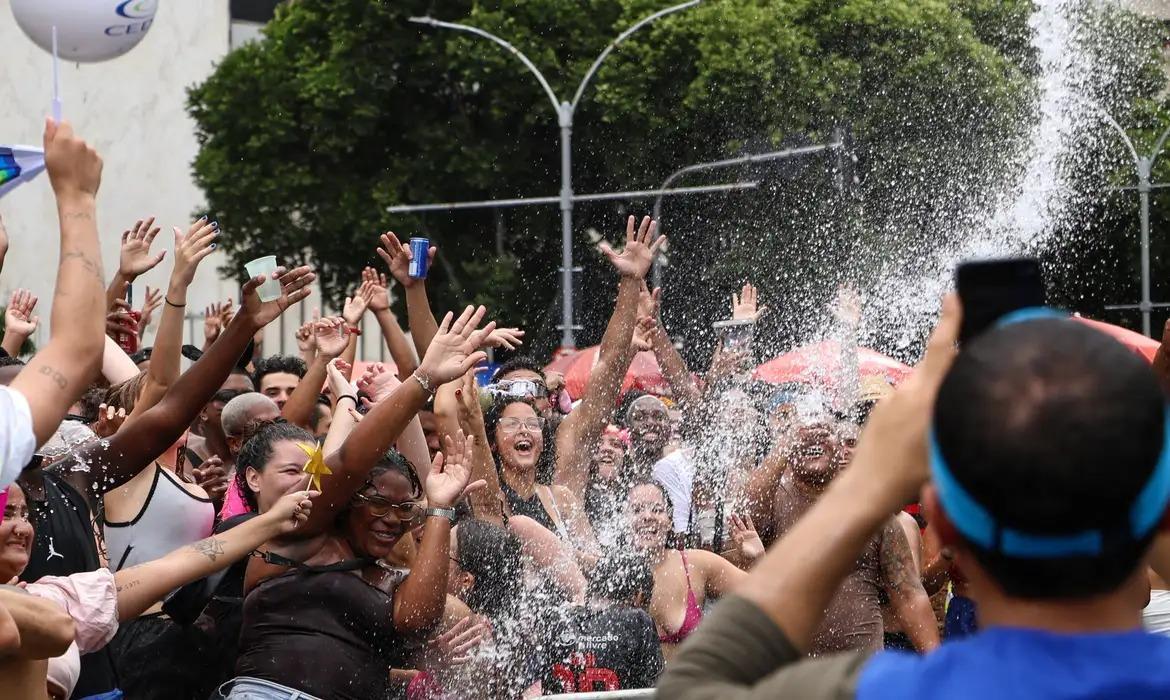 Celular no carnaval
