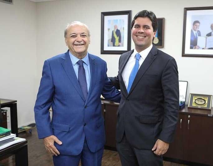 Sílvio Mendes e André Fufuca anunciam 20 quadras e 2 centros poliesportivos para incentivar o esporte em Teresina