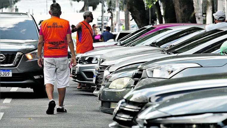 Projeto que proíbe atuação de flanelinhas volta à Câmara de Teresina e reacende debate
