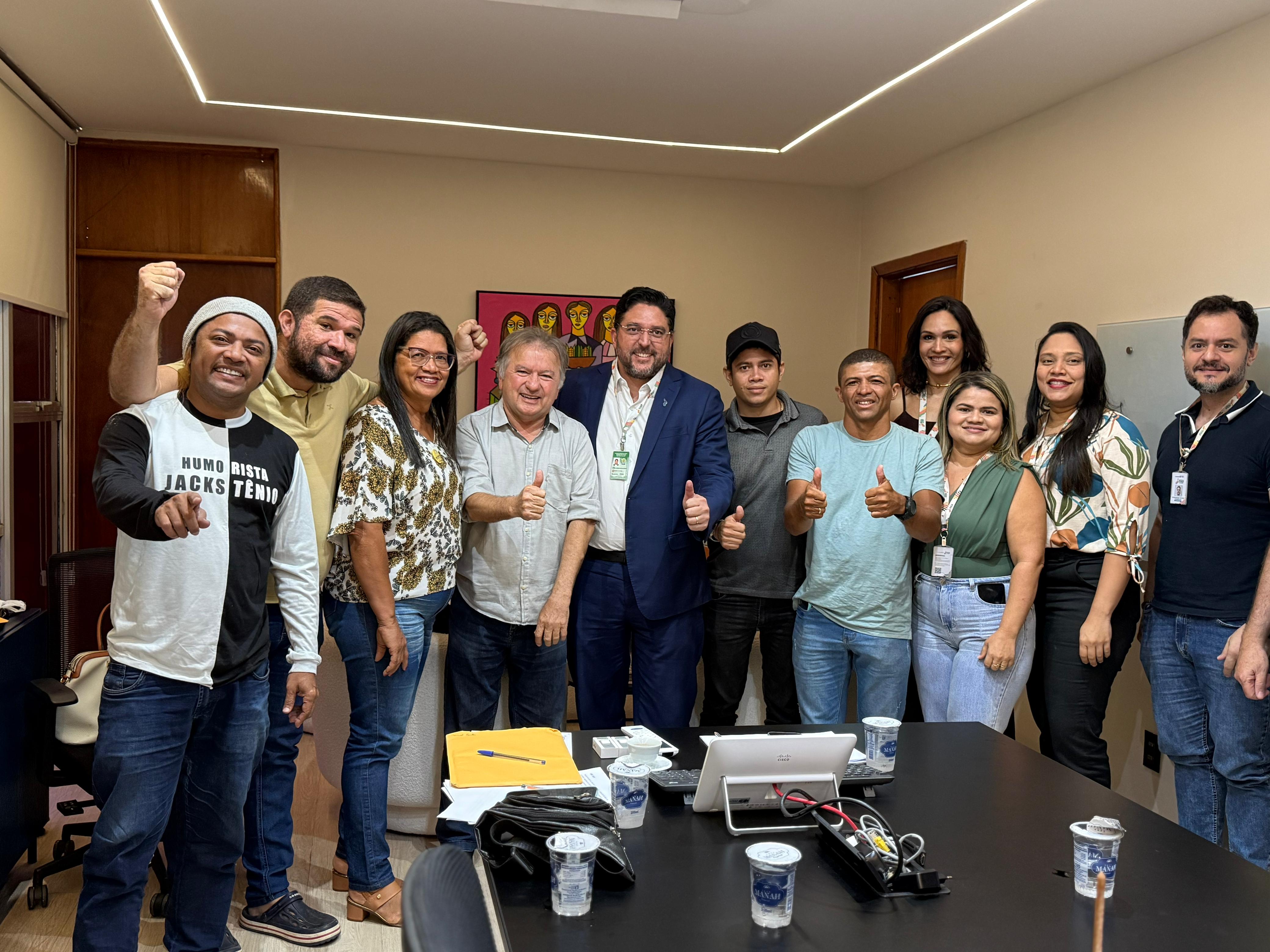 Pontos de apoio para entregadores e motoristas por aplicativo começam a avançar em Teresina