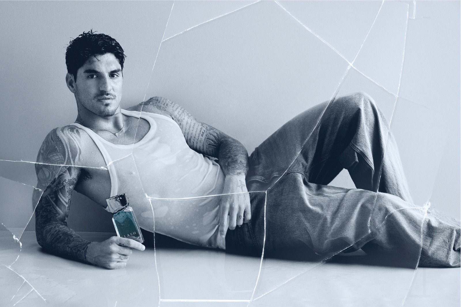 Nova fragrância Clash aposta em frescor intenso e tecnologia para redefinir a perfumaria masculina contemporânea.