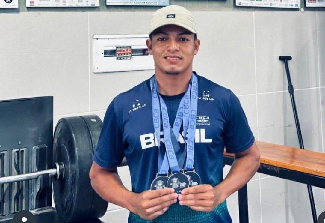 Canoísta João Pedro conquistou 3 medalhes de bronze