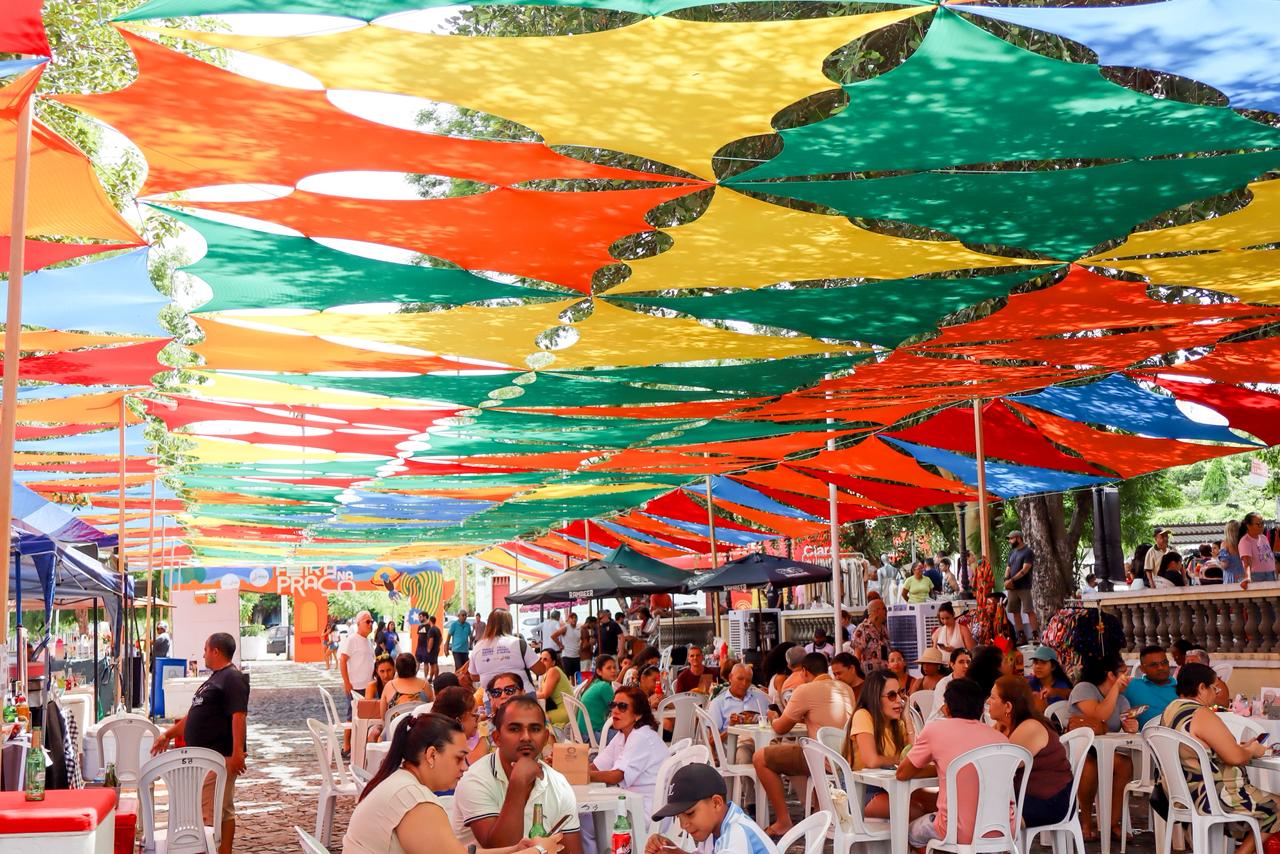 Feira na Praça anima o Centro de Teresina neste domingo (19)