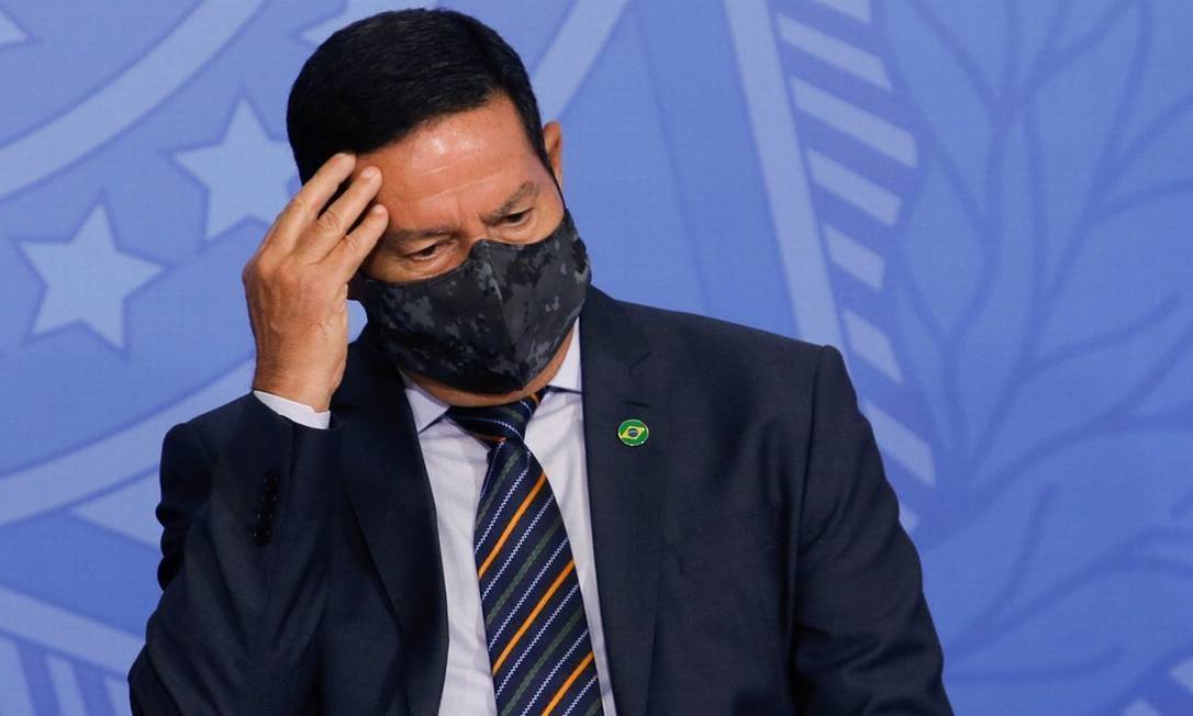 Para parte da esqueda, o vice-presidente Hamilton Mourão é tão ou mais consesrvador do que Jair Bolsonaro, mas mais estável.
