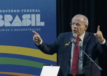 G-20 faz homenagem ao ex-deputado Nazareno Fonteles, autor da Lei da Renda Básica no Brasil