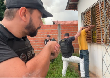 Ladrão de celulares é preso no Portal da Alegria; veja o vídeo