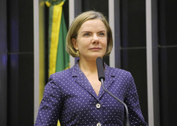 Gleisi Hoffmann diz que Bolsonaro transformou a Abin em uma 