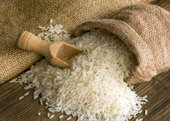 Justiça derruba liminar e mantém leilão para compra de arroz importado