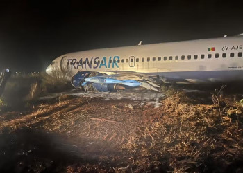 Avião com 86 ocupantes derrapa em pista do aeroporto de Dacar e 11 ficam feridos