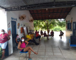 Mais de 40 mulheres beneficiadas com cestas básicas em ação social na zona rural de Teresina