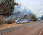 Fio de alta tensão se rompe, deixa moradores sem energia e causa incêndio na zona Leste