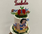 Jovem de 18 anos transforma paixão por doces em negócio