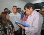 Governador visita obras, entrega ambulância e participa de festival cultural