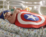Bebês internados na UTI são fantasiados no Hospital Regional Tibério Nunes