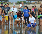 Soltura de filhotes de tartarugas marinhas em praia de Luís Correia