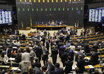 Parlamentares federais só querem levar vantagem