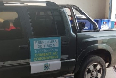 Carro com logomarca da prefeitura de Timon é flagrado carregando grades de cerveja