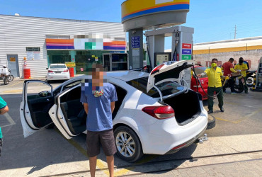 Suspeito é preso com carro roubado e material usado em roubo a banco em Teresina