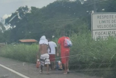 Imagens mostram presos deixando a Penitenciária Major Cesar após benefício da Justiça