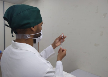 Teresina segue vacinando contra gripe e contra Covid com dose bivalente