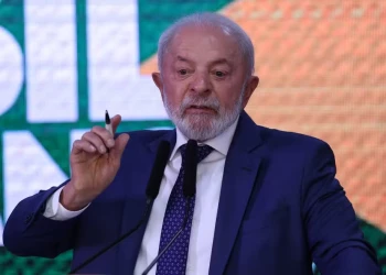 Lula diz que avalia veto sobre dosimetria: “Bolsonaro tem que pagar”