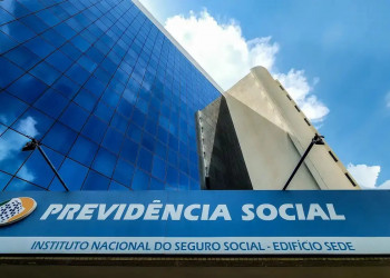 Aposentados explorados pelas fraudes e pela justiça
