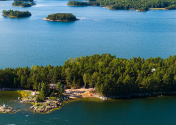 Conheça a ilha na Finlândia exclusiva para mulheres; homens são estritamente proibidos