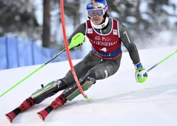 Lucas Pinheiro faz história e conquista título inédito na Copa do Mundo de esqui alpino