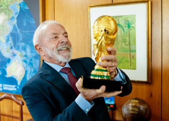 Vídeo: Lula diz que Brasil ganhará a Copa e manda indireta a Neymar