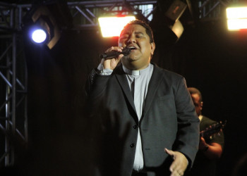 Padre Neto fará show gratuito na Expoapi 2025 em Teresina