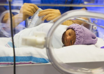 Teresina inicia aplicação de nirsevimabe para prevenir infecções respiratórias em crianças