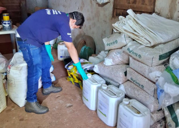 Operação da Adapi interdita 136 litros de agrotóxicos irregulares no norte do Piauí