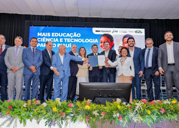 Ministro autoriza criação do curso de Medicina no campus da UFPI em Floriano