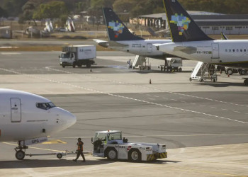 Alta do querosene de aviação acende alerta e aéreas preveem “consequências severas”