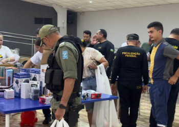 Consumidores reclamam de preços elevados em bazar da Receita Federal: