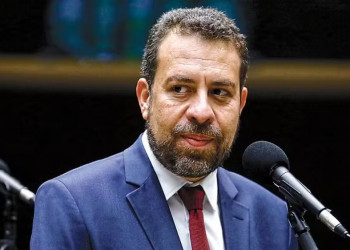 Guilherme Boulos defende união da esquerda e retomada de programas sociais no Piauí