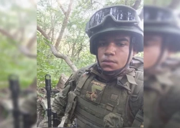 Mãe piauiense cobra respostas sobre desaparecido de filho em conflito na Ucrânia