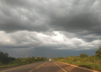 Chuvas perdem força nesta terça (23), mas seguem em todo o Piauí, diz climatologista