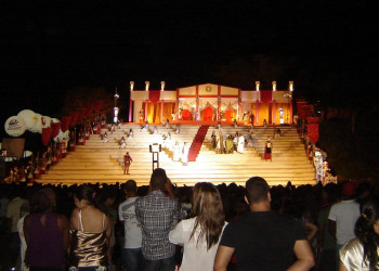 Paixão de Cristo de Floriano reúne elenco nacional e deve atrair milhares de pessoas