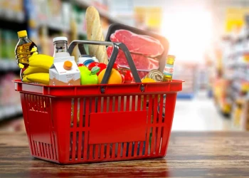 Preço da cesta básica cai em todas as capitais brasileiras no último semestre de 2025