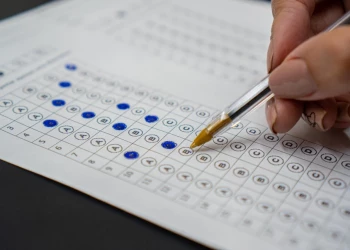 Justiça determina que UESPI nomeie aprovados em concurso de 2023