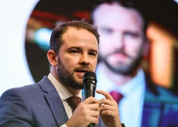 Lula confirma Dario Durigan na Fazenda, após saída de Haddad