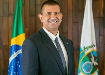 Douglas Ruas, do PL, é eleito presidente da Alerj e será governador do Rio