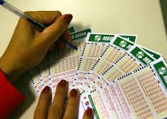 Mega-Sena sorteia prêmio de R$ 100 milhões nesta sexta